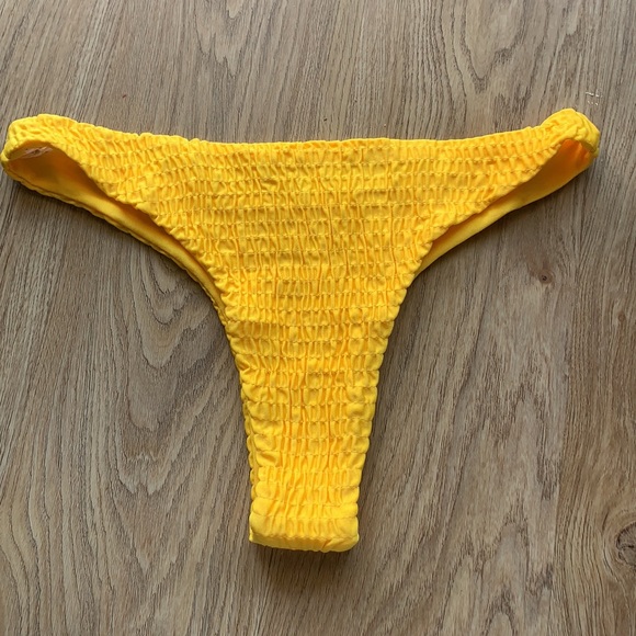 Shein NWOT Sunshine Yellow Textured HighCut Bikini - Picture 2 of 3